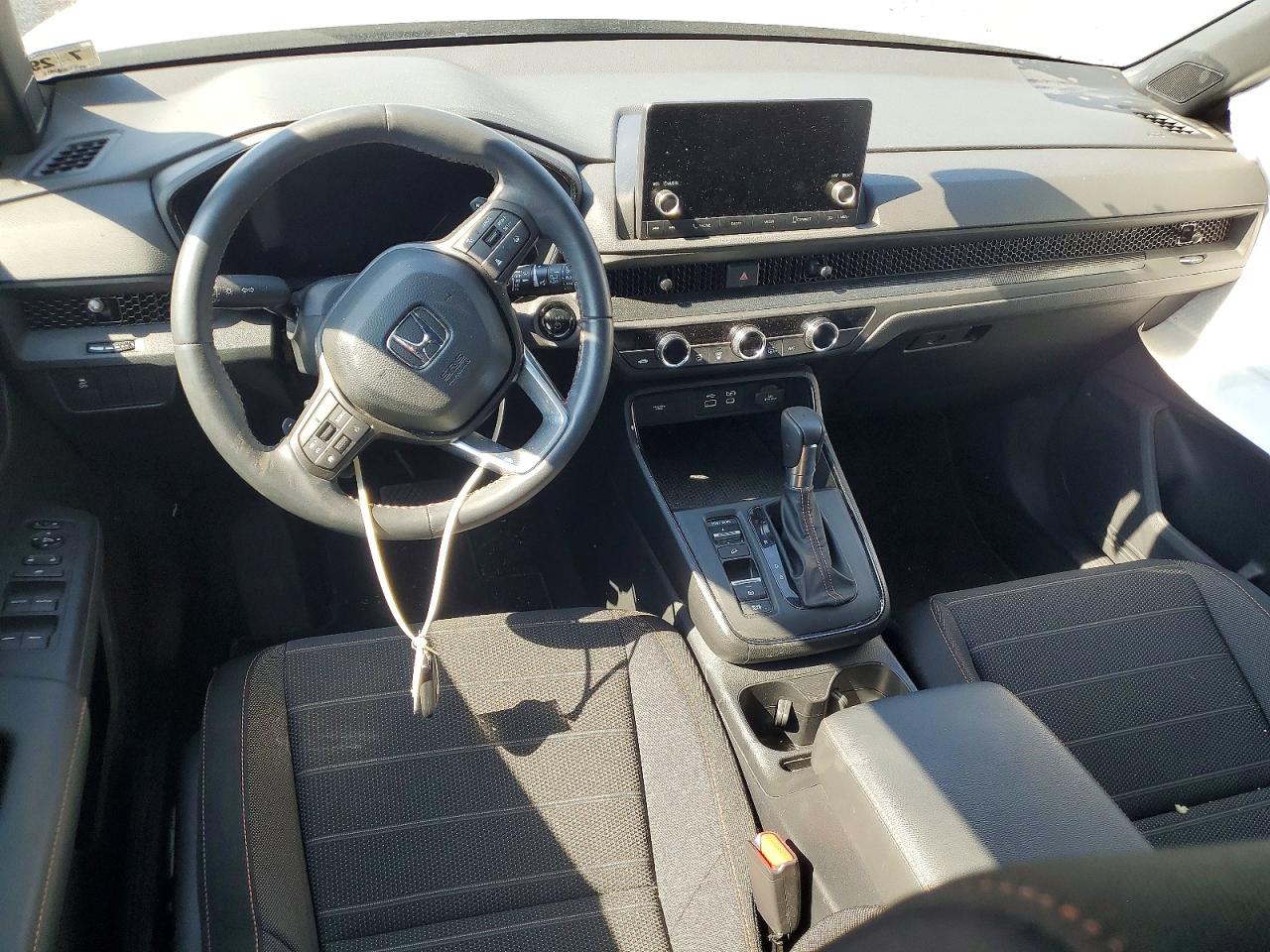 2025 HONDA CR-V SPORT photo 8
