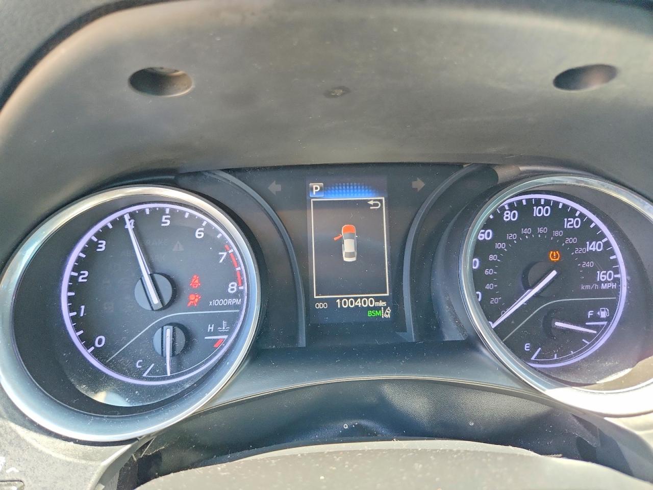 2018 TOYOTA CAMRY SE photo 17