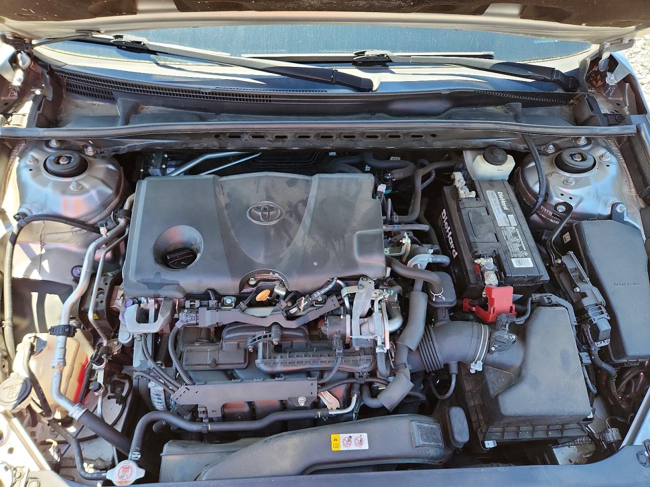 2018 TOYOTA CAMRY SE photo 21