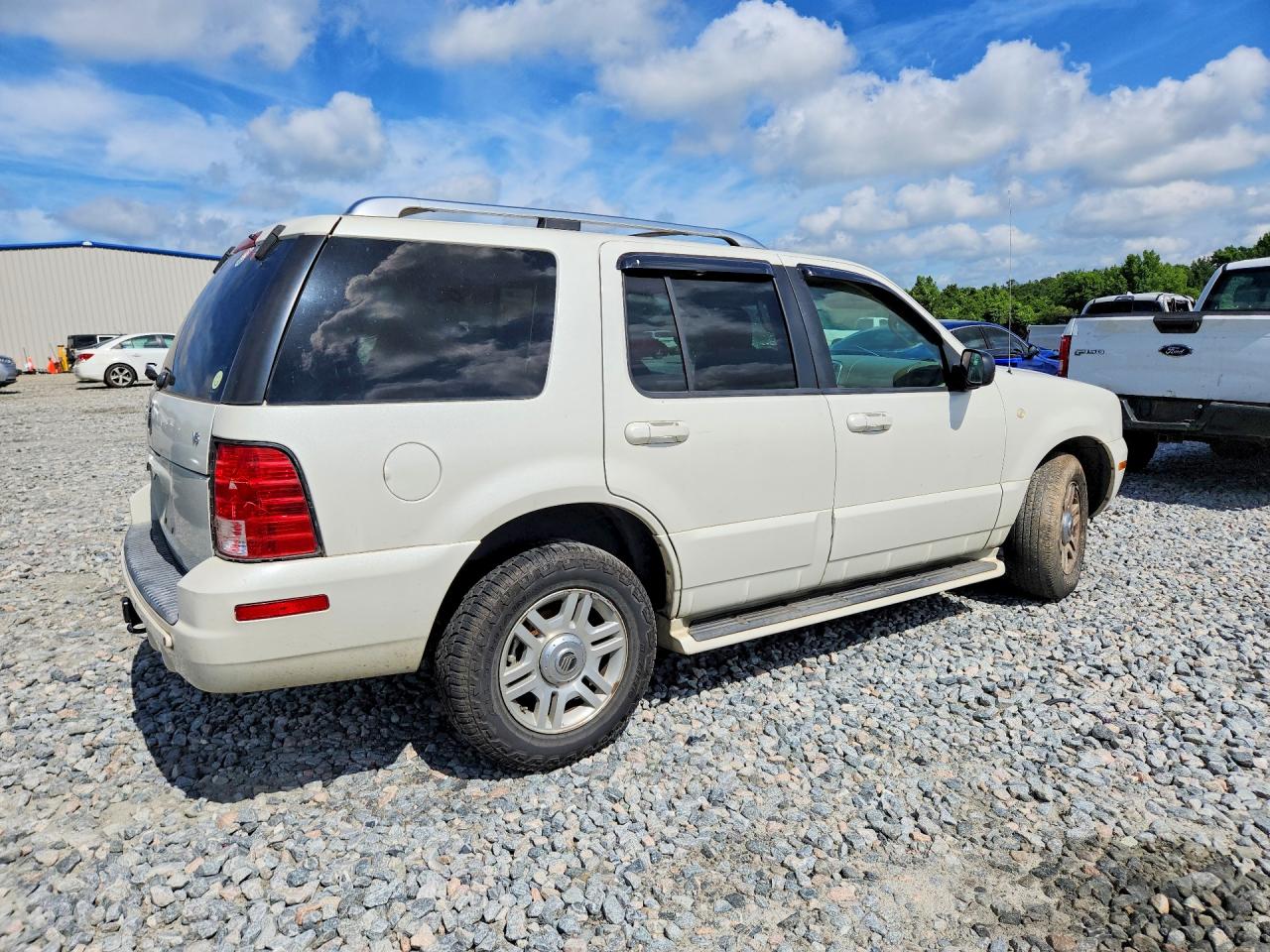 2003 MERCURY MOUNTAINEER photo 3