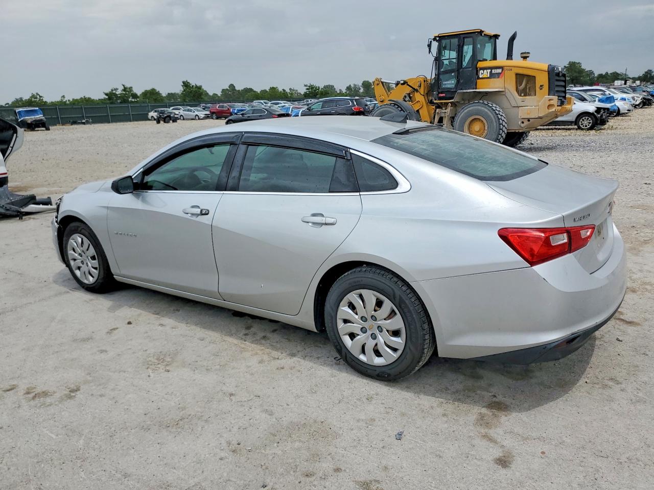 2016 CHEVROLET MALIBU L photo 3