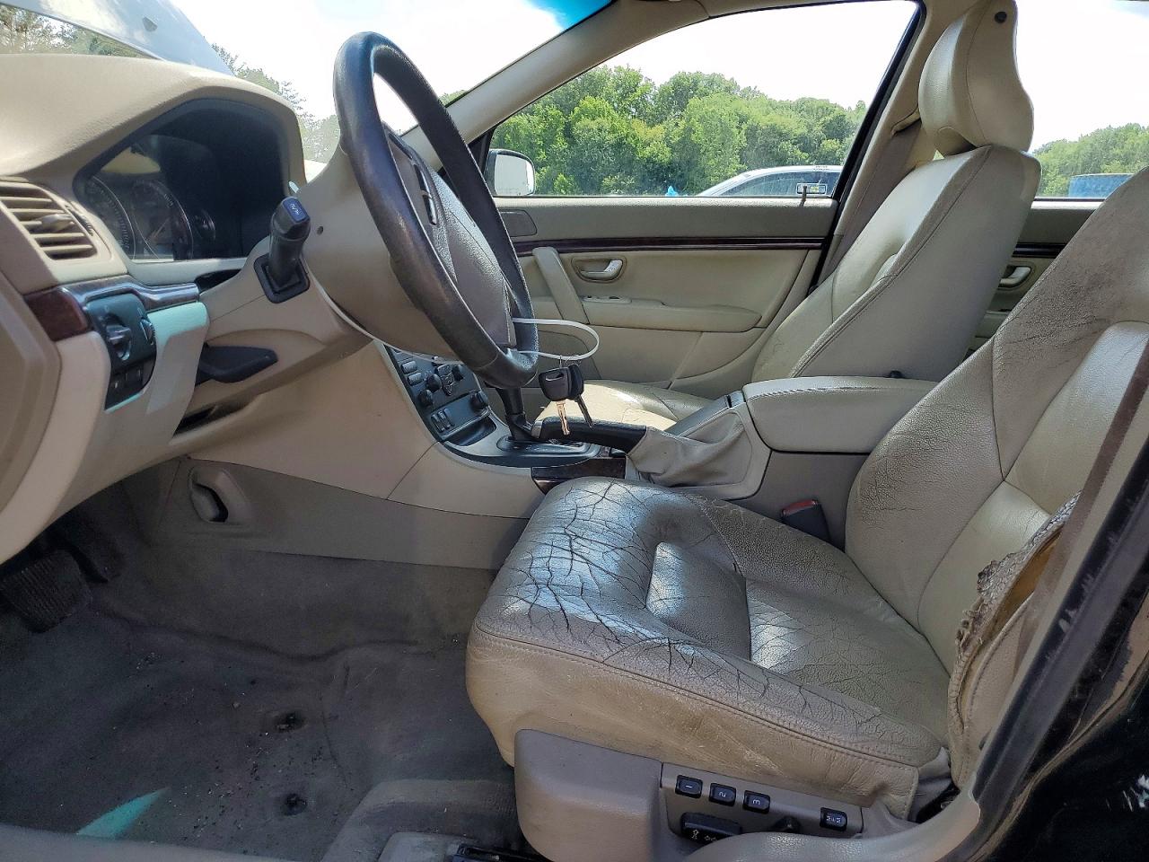 2004 VOLVO S80 2.5T photo 13