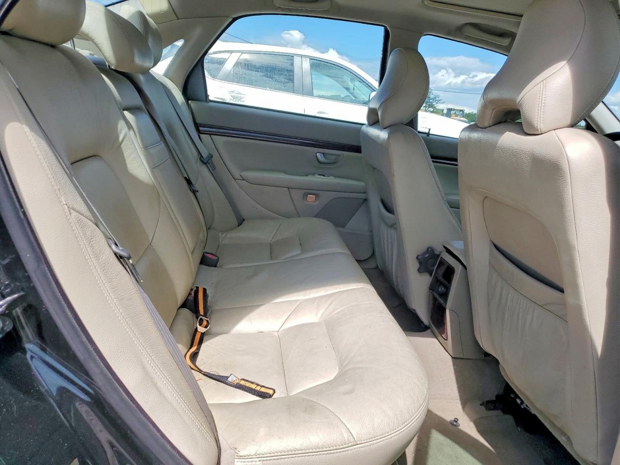 2004 VOLVO S80 2.5T photo 19