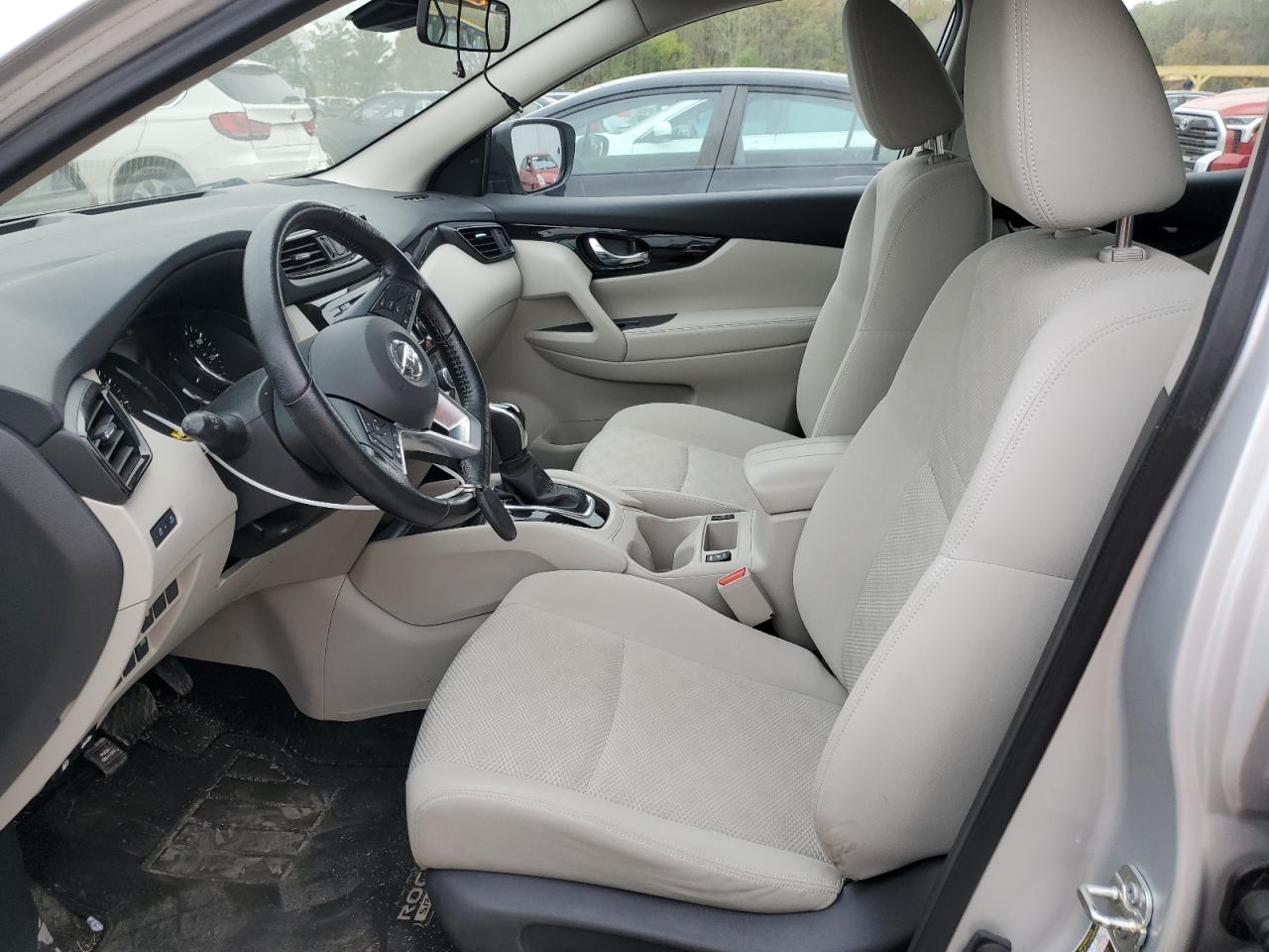 2020 NISSAN ROGUE SPORT S photo 13