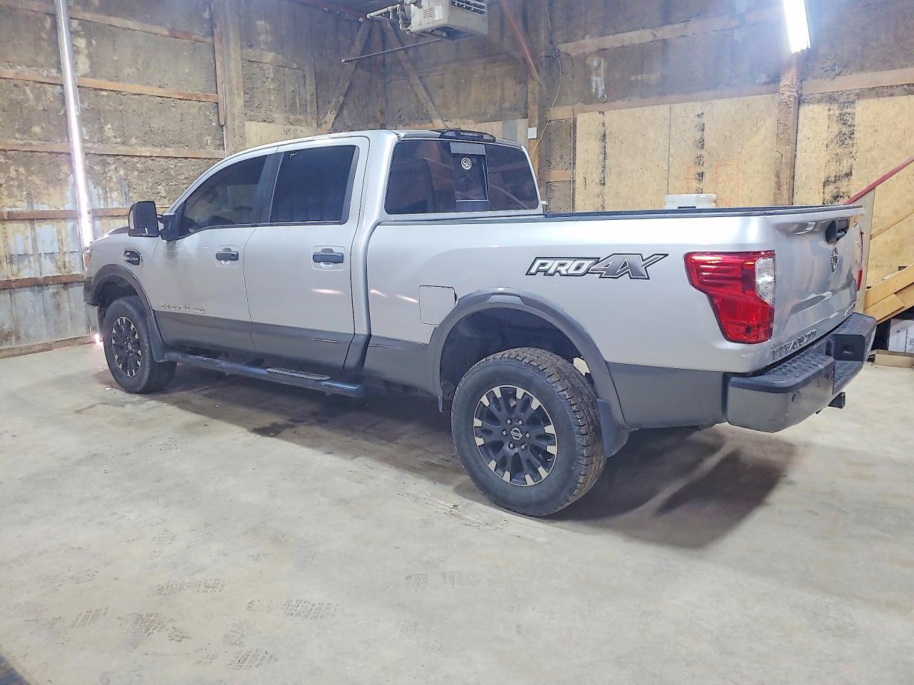 2019 NISSAN TITAN XD PRO-4X photo 3