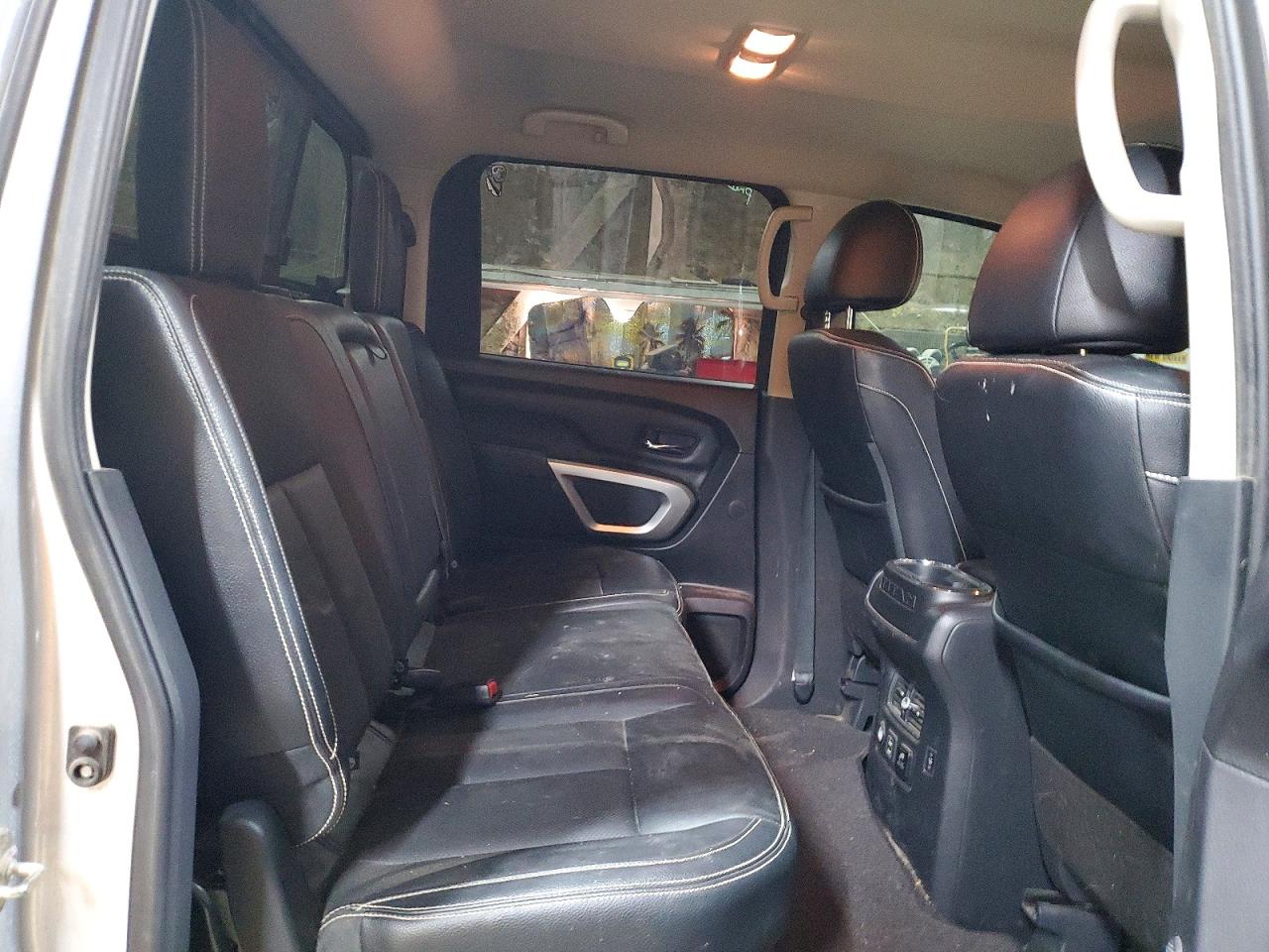 2019 NISSAN TITAN XD PRO-4X photo 19