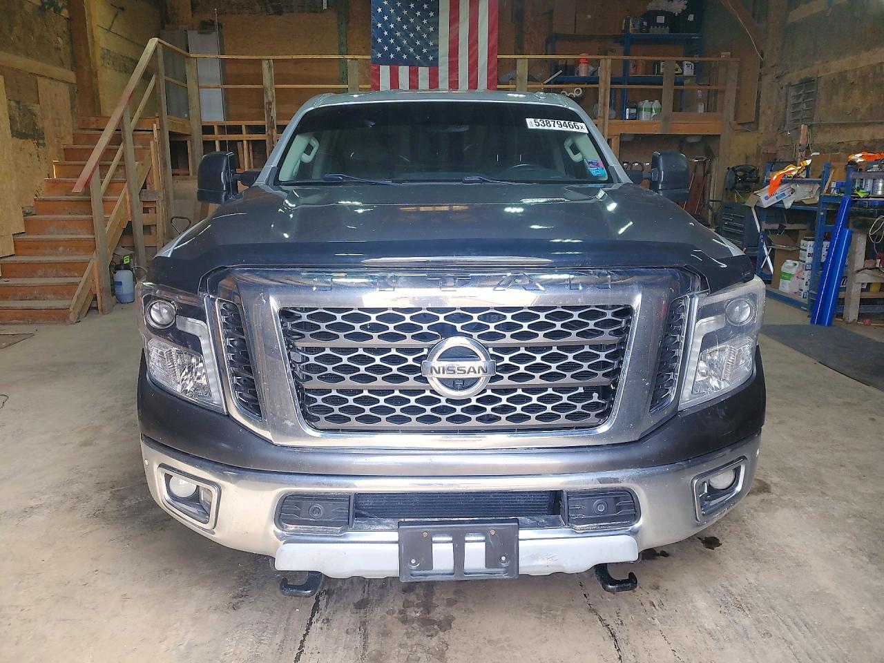 2019 NISSAN TITAN XD PRO-4X photo 9