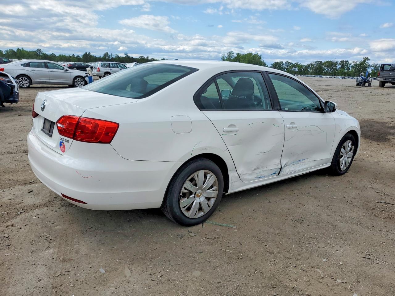 2012 VOLKSWAGEN JETTA SE photo 3