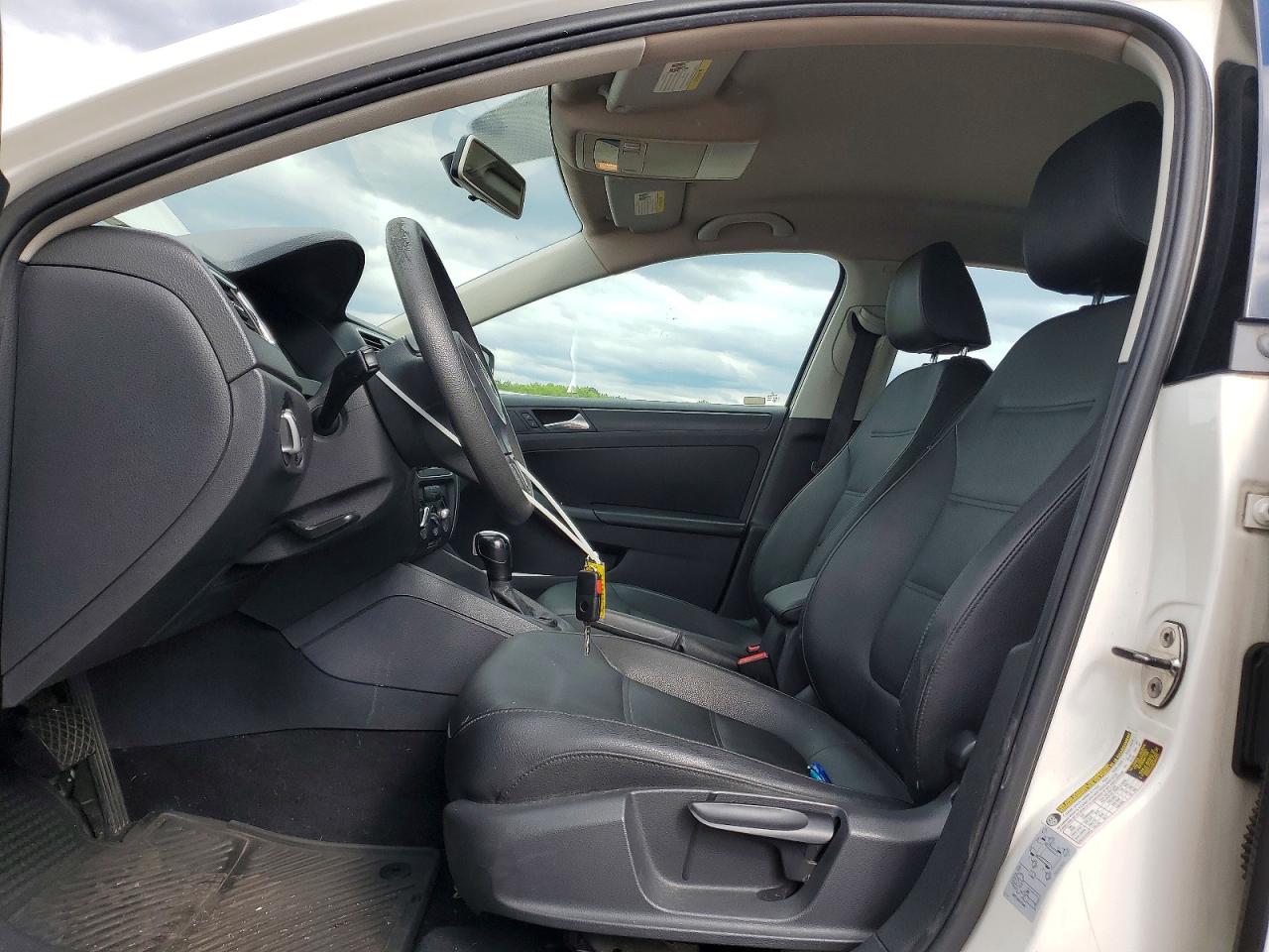 2012 VOLKSWAGEN JETTA SE photo 7