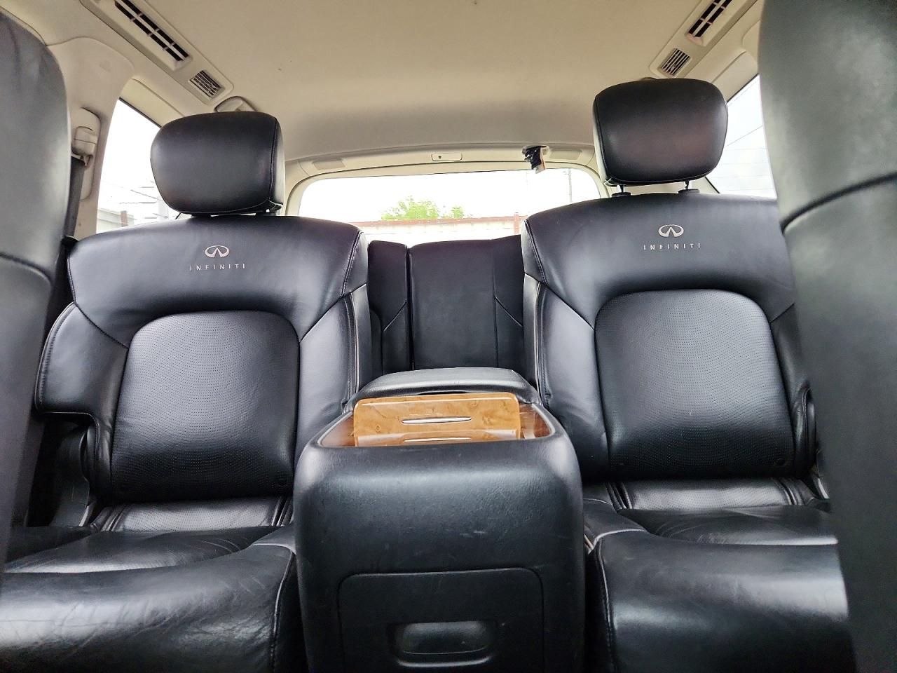 2012 INFINITI QX56 BASE photo 10