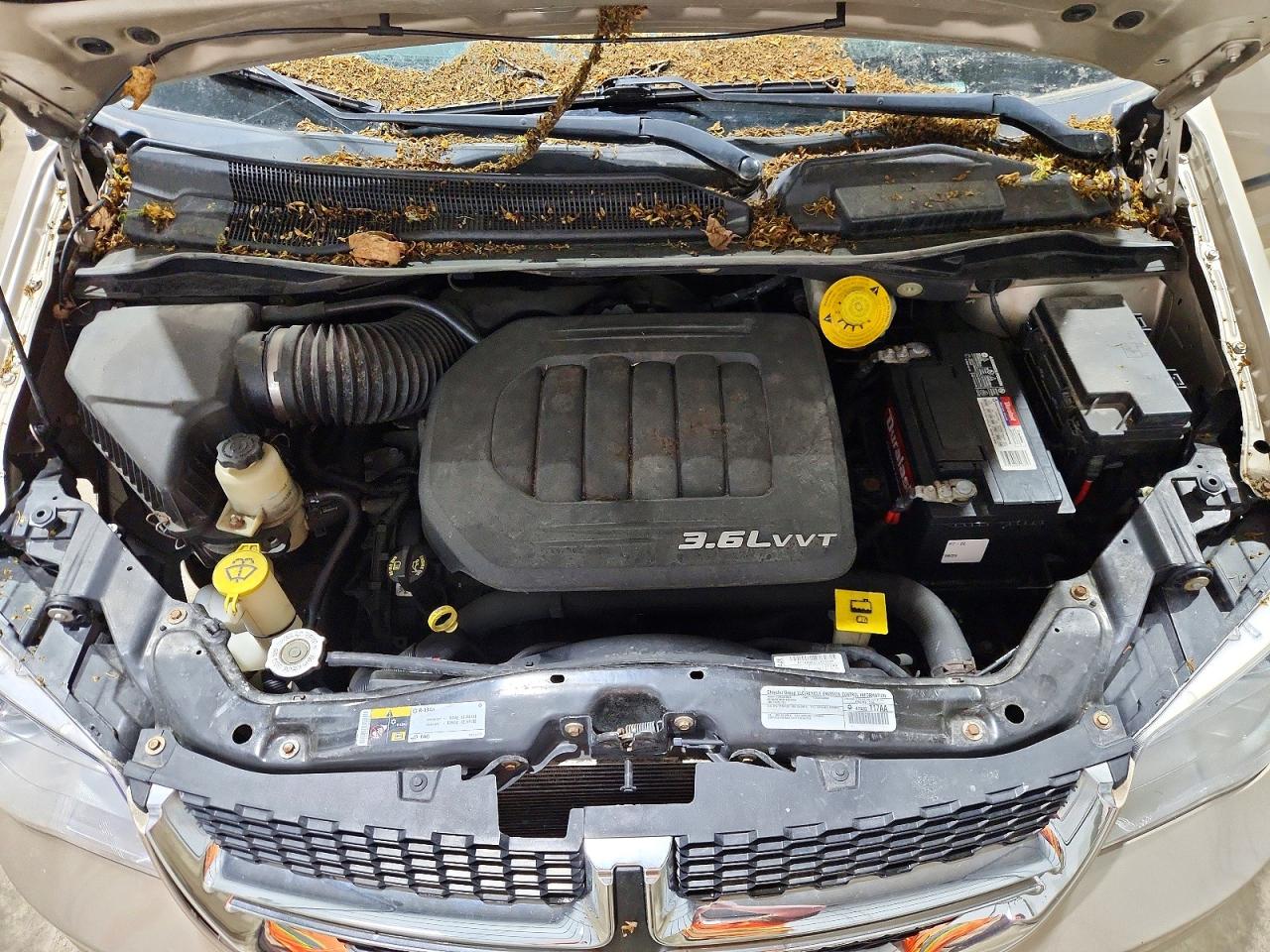2015 DODGE GRAND CARAVAN SE photo 12