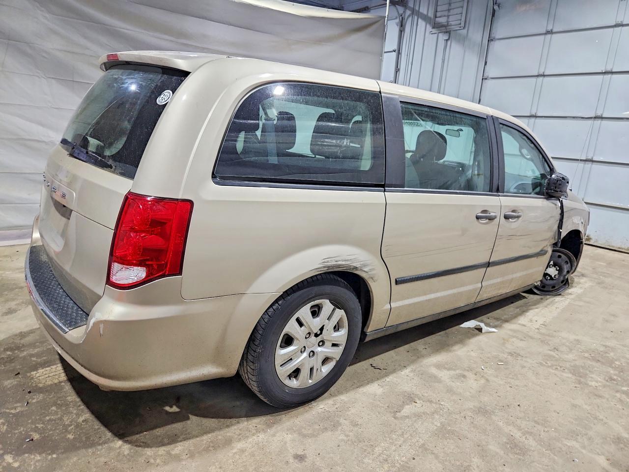 2015 DODGE GRAND CARAVAN SE photo 3