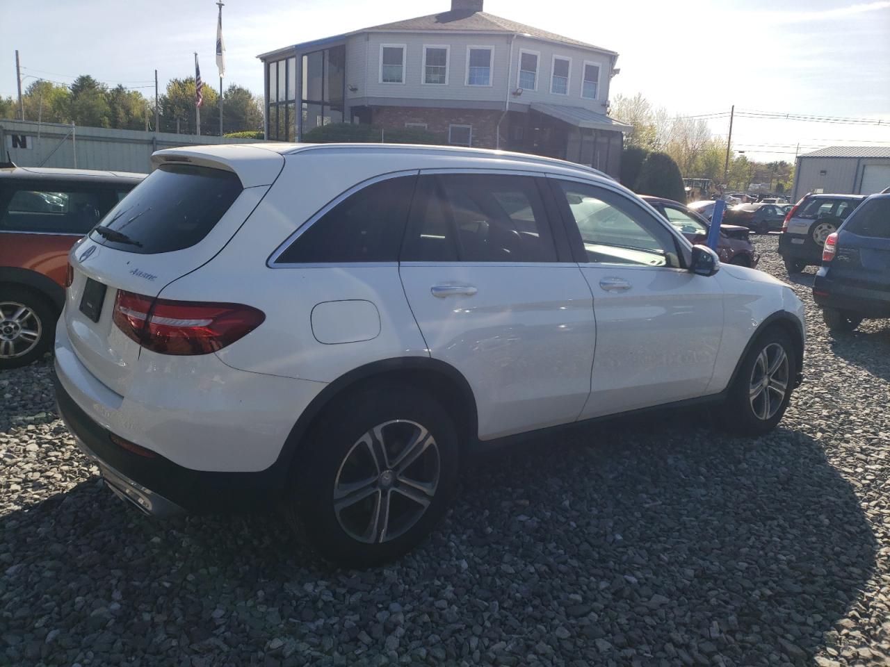 2016 MERCEDES-BENZ GLC 300 4MATIC photo 7