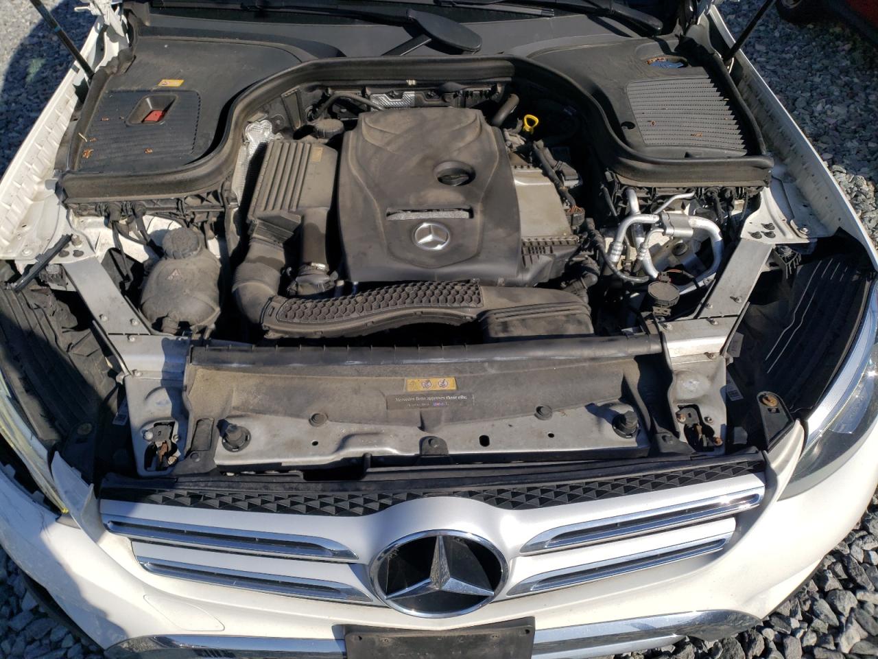 2016 MERCEDES-BENZ GLC 300 4MATIC photo 34