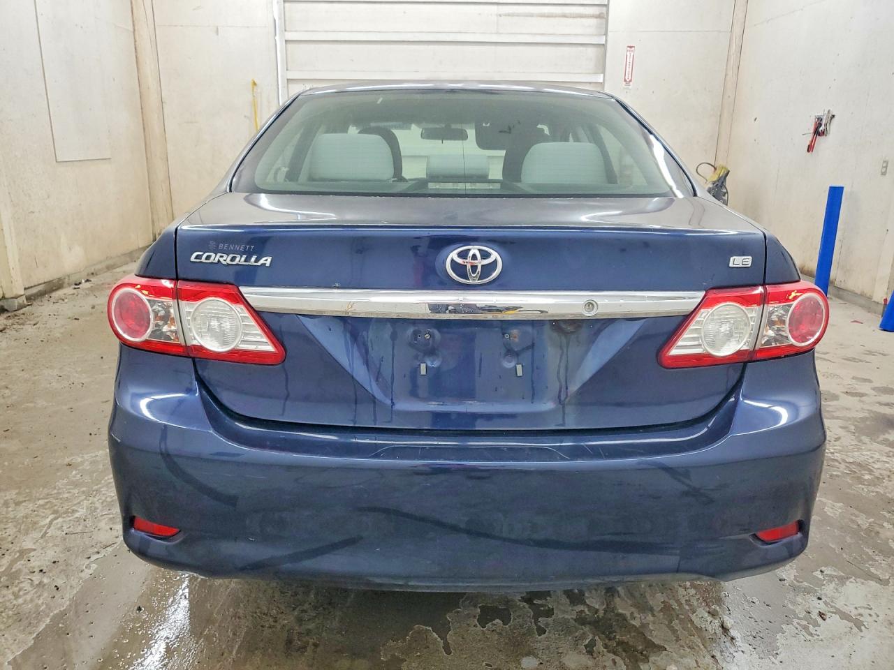 2012 TOYOTA COROLLA LE photo 16