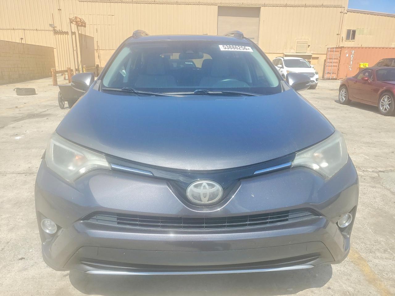 2017 TOYOTA RAV4 XLE photo 13