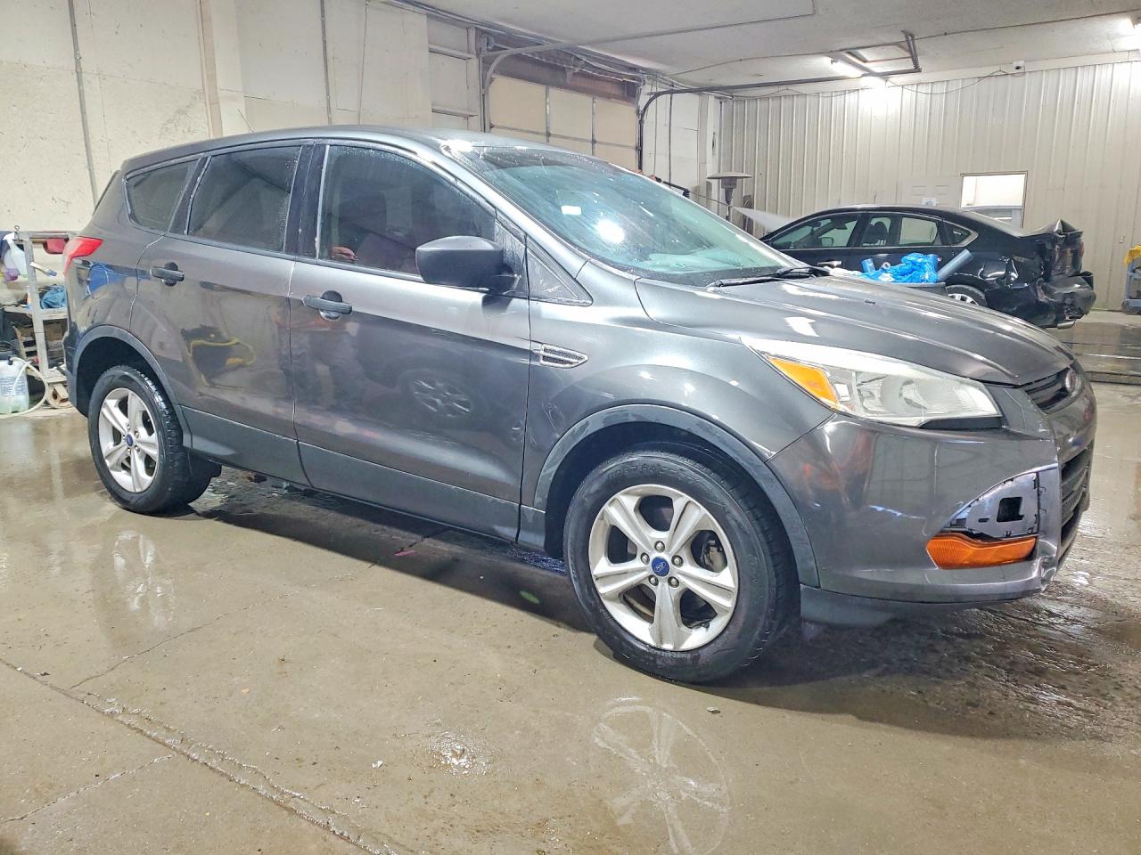 2016 FORD ESCAPE S photo 4