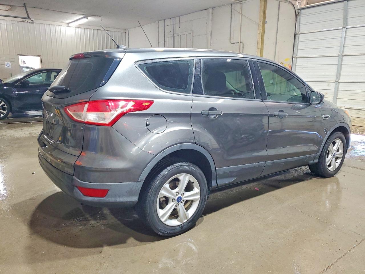 2016 FORD ESCAPE S photo 3