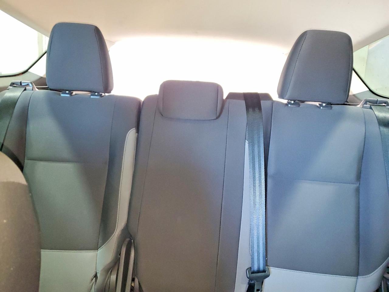 2016 FORD ESCAPE S photo 10