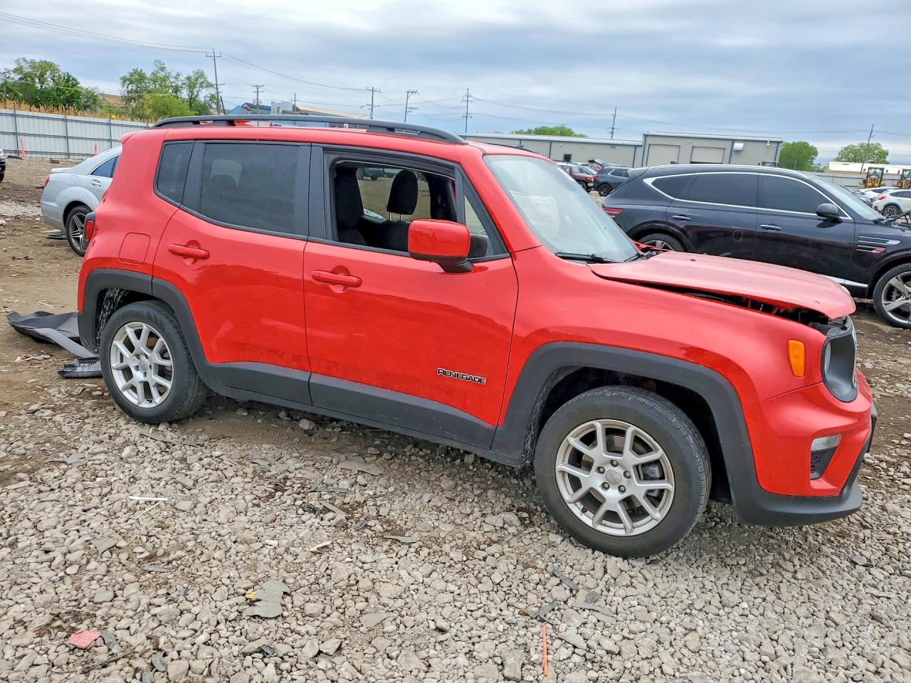 2019 JEEP RENEGADE LATITUDE photo 10
