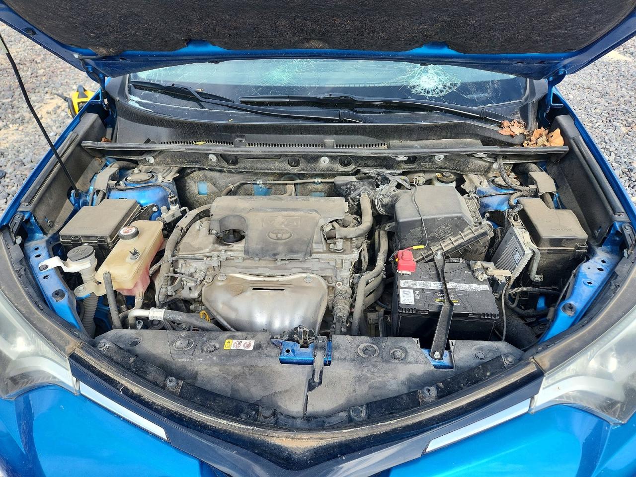 2018 TOYOTA RAV4 LE photo 23