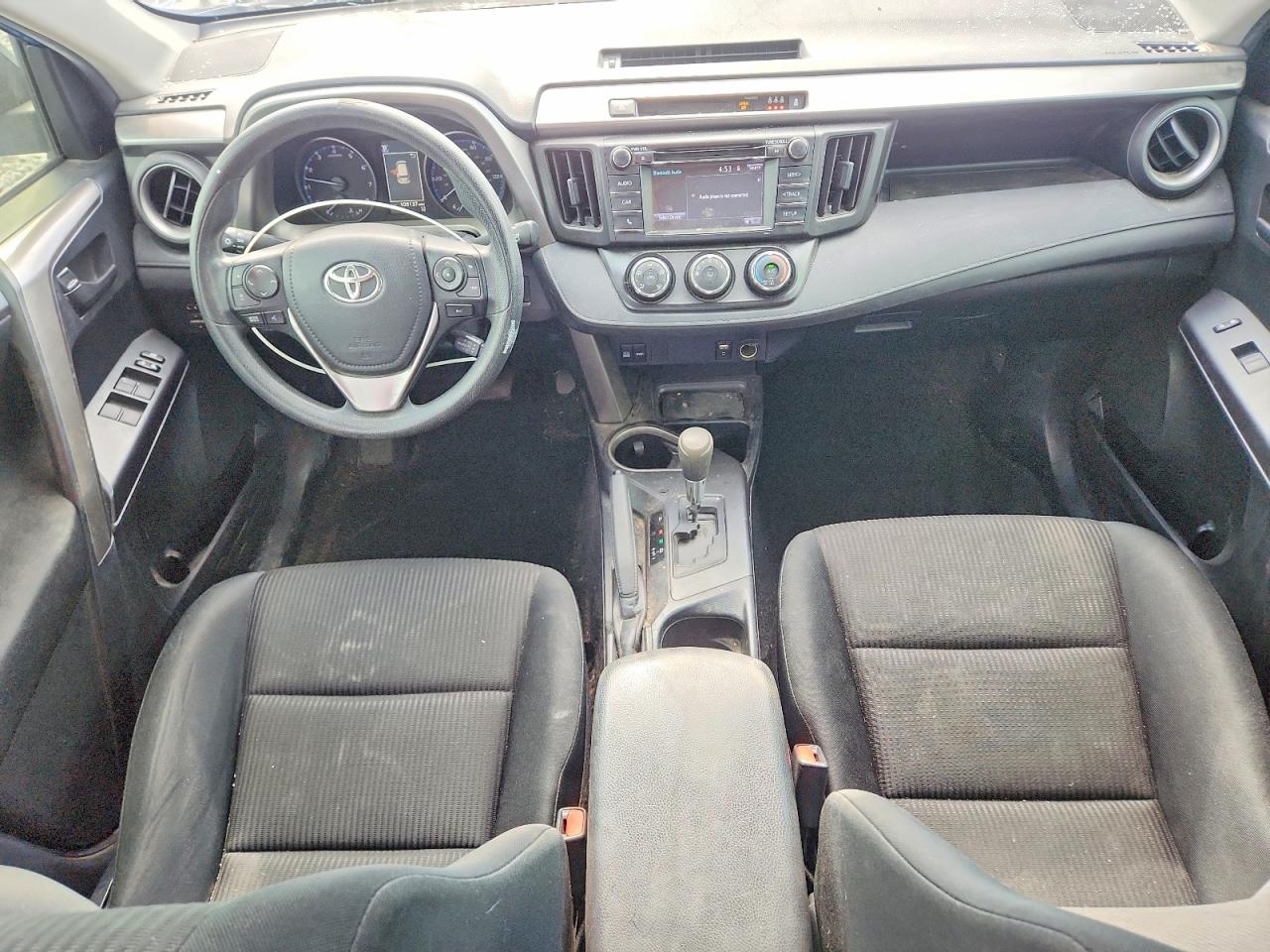 2018 TOYOTA RAV4 LE photo 15