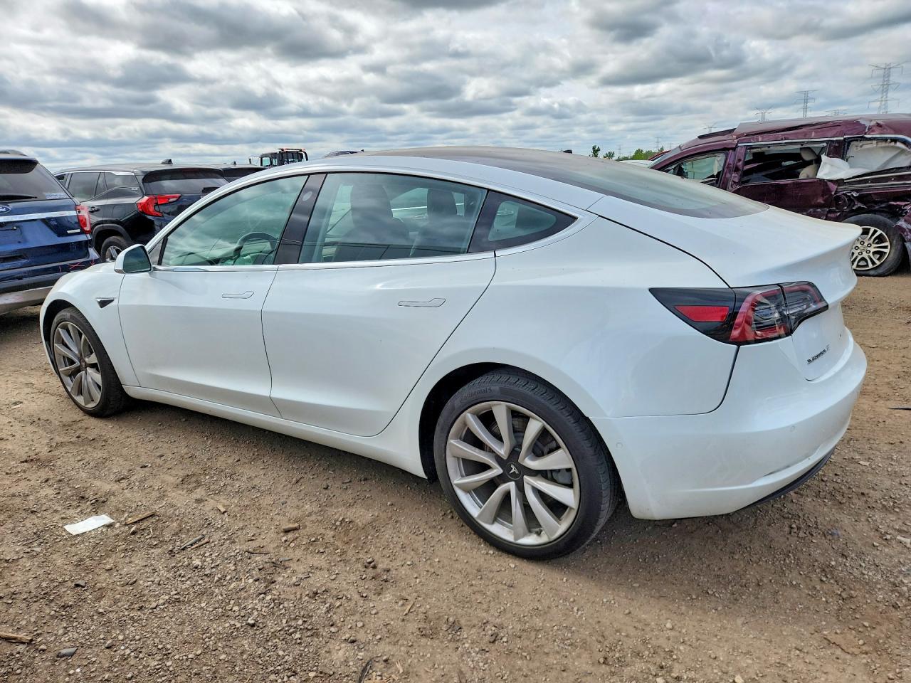 2018 TESLA MODEL 3 photo 2