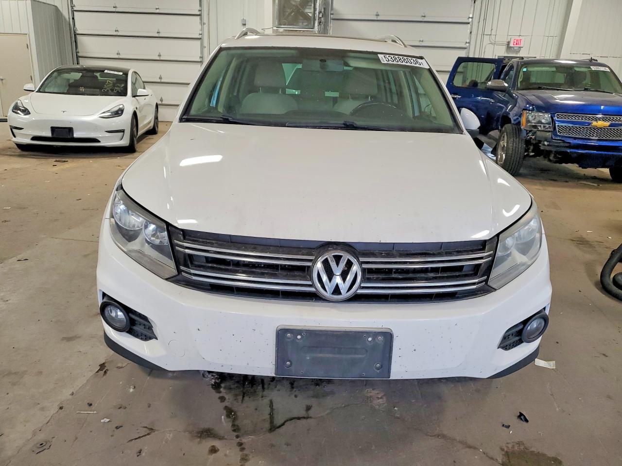 2013 VOLKSWAGEN TIGUAN S photo 13