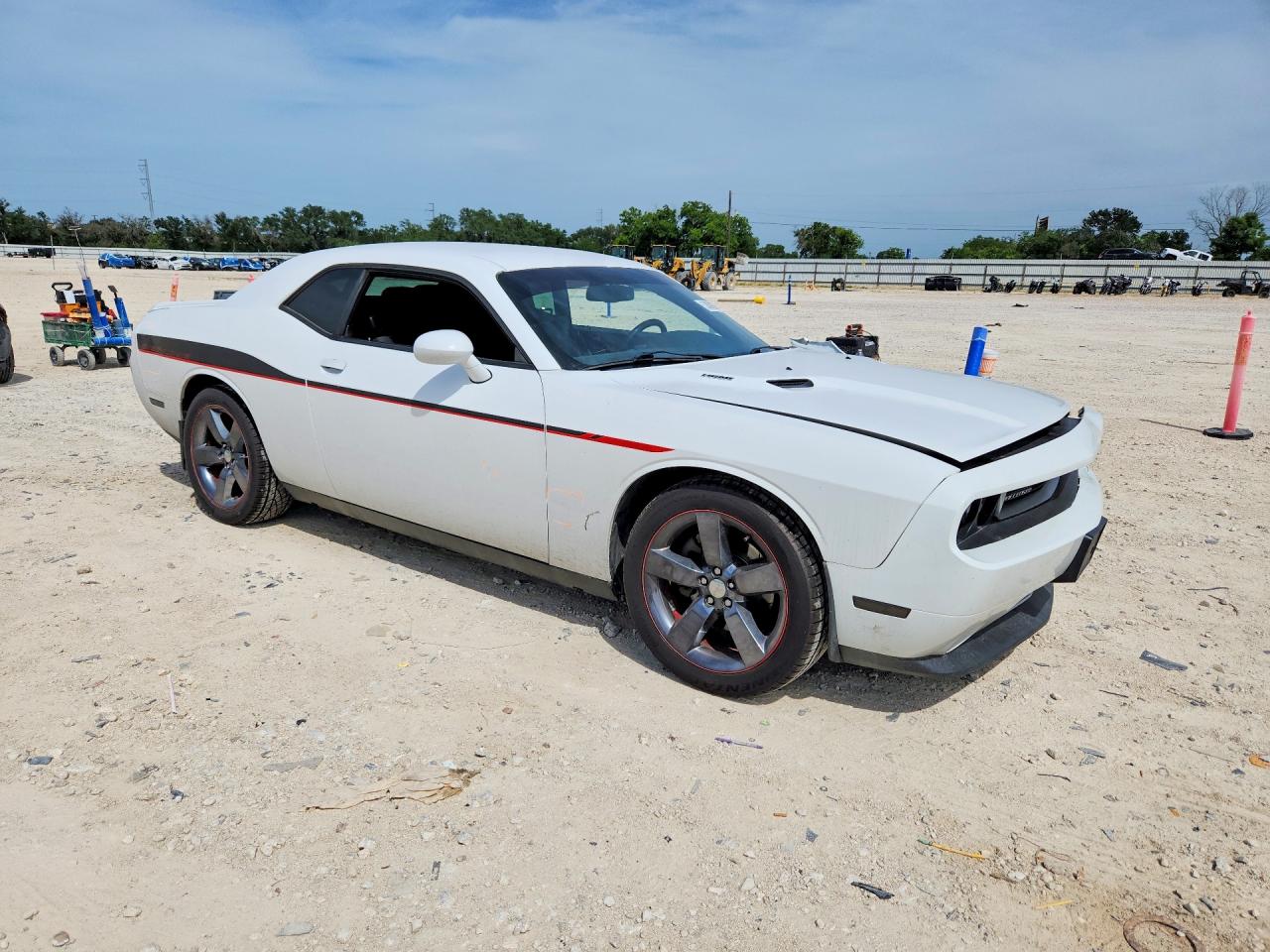 2013 DODGE CHALLENGER R photo 7