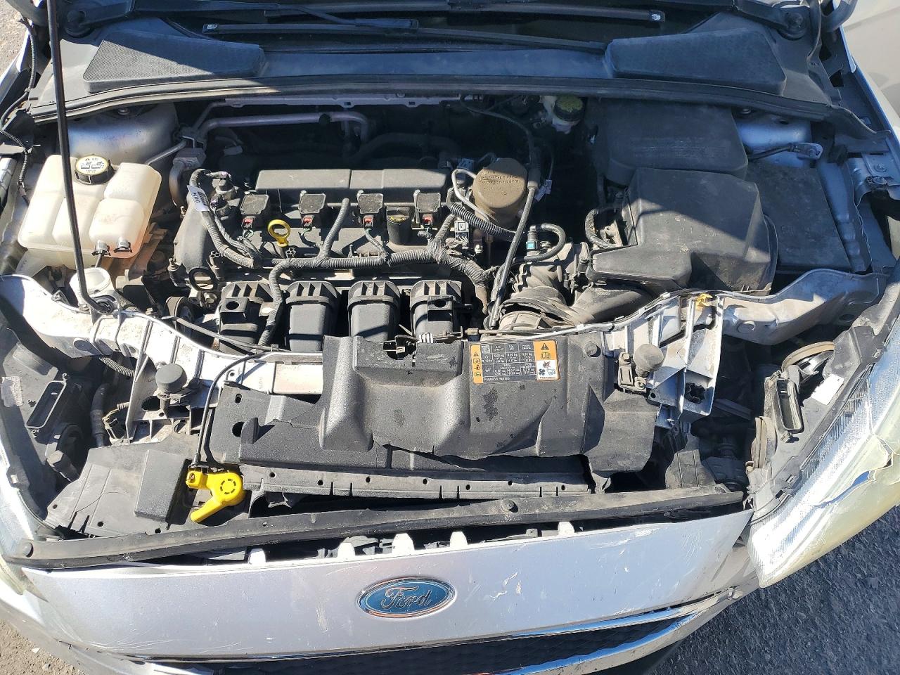 2015 FORD FOCUS SE photo 21