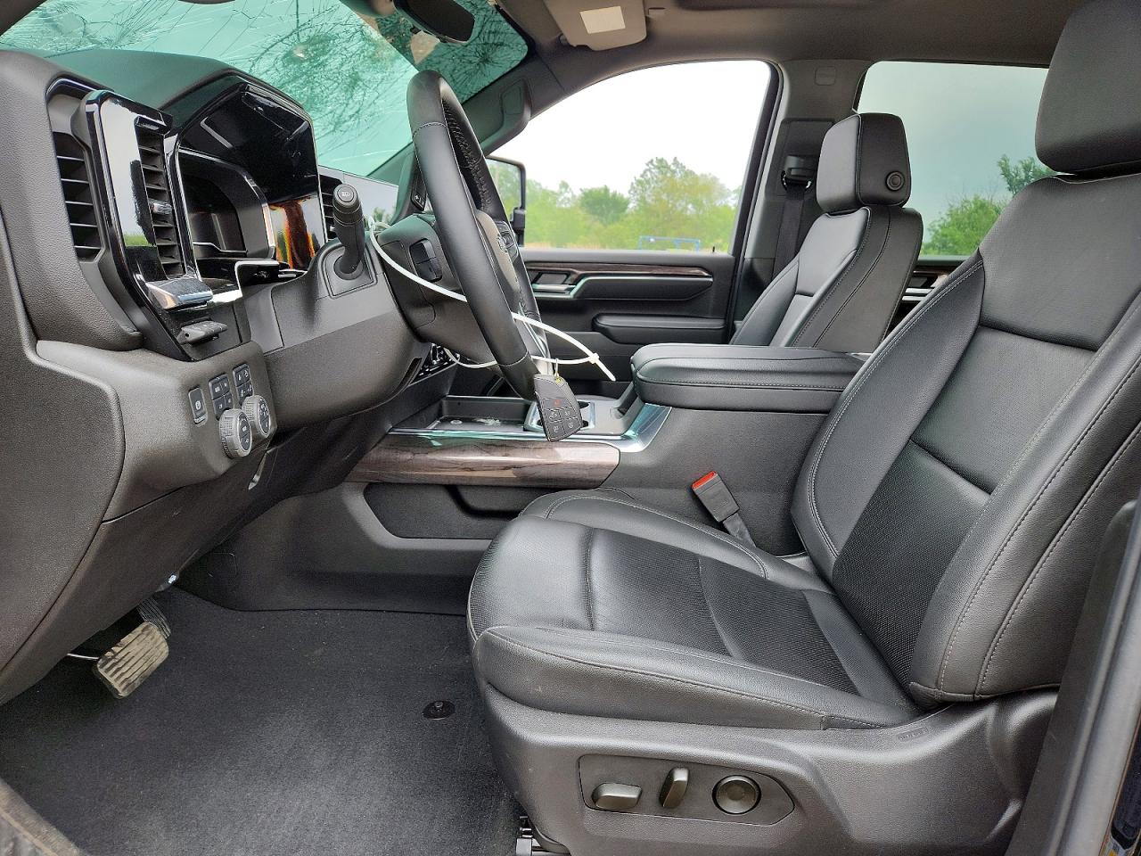 2025 CHEVROLET SILVERADO K2500 HEAVY DUTY LTZ photo 7