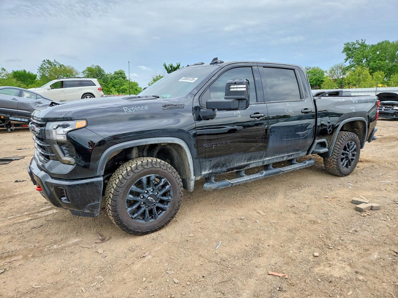 2025 CHEVROLET SILVERADO