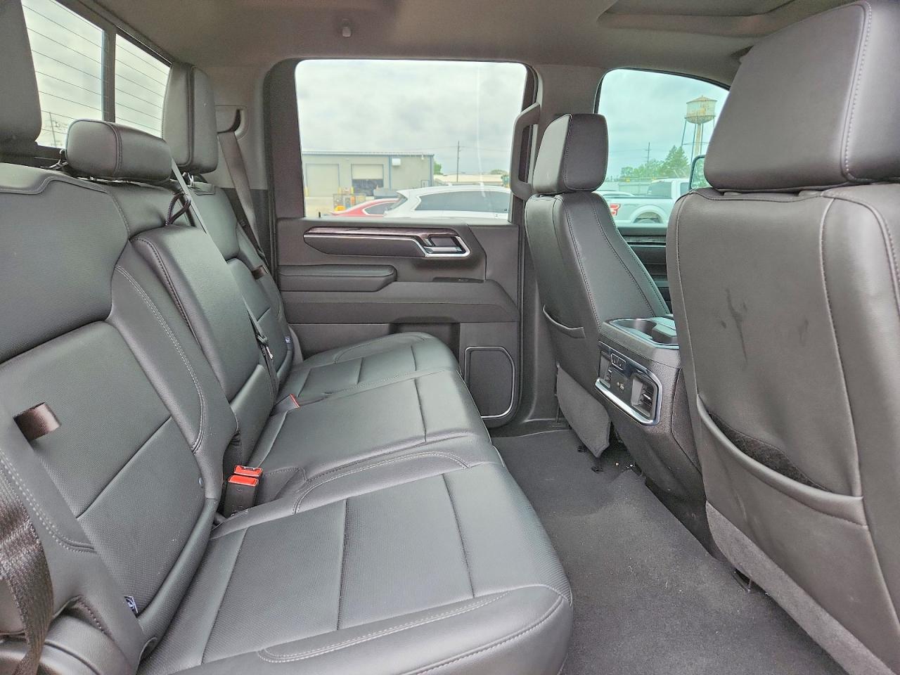2025 CHEVROLET SILVERADO K2500 HEAVY DUTY LTZ photo 10