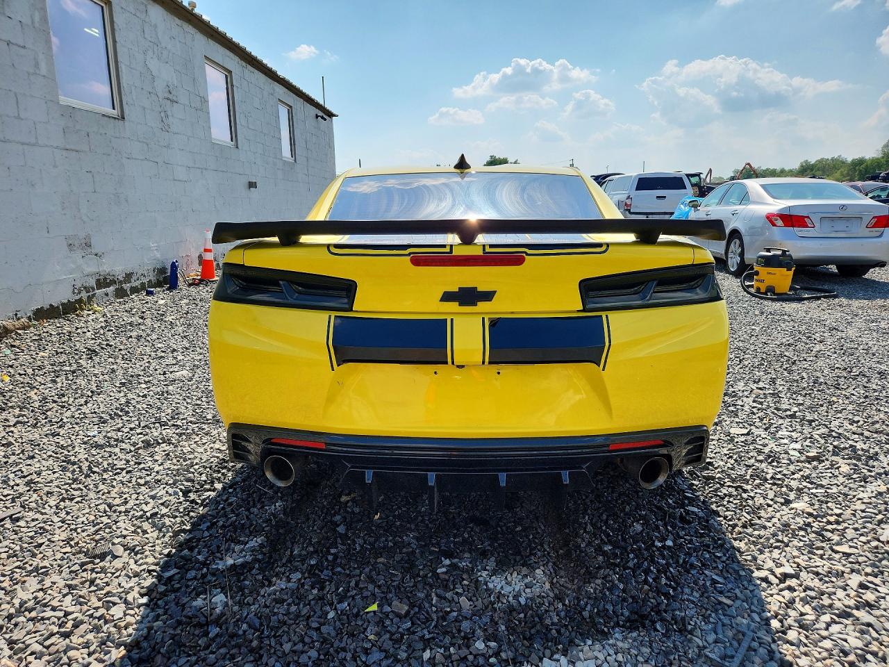 2016 CHEVROLET CAMARO LT photo 6