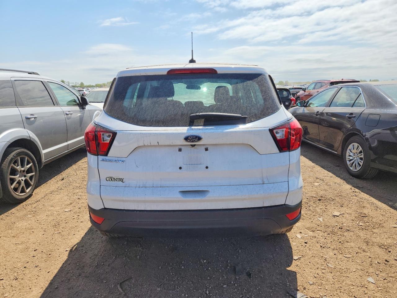 2019 FORD ESCAPE S photo 11