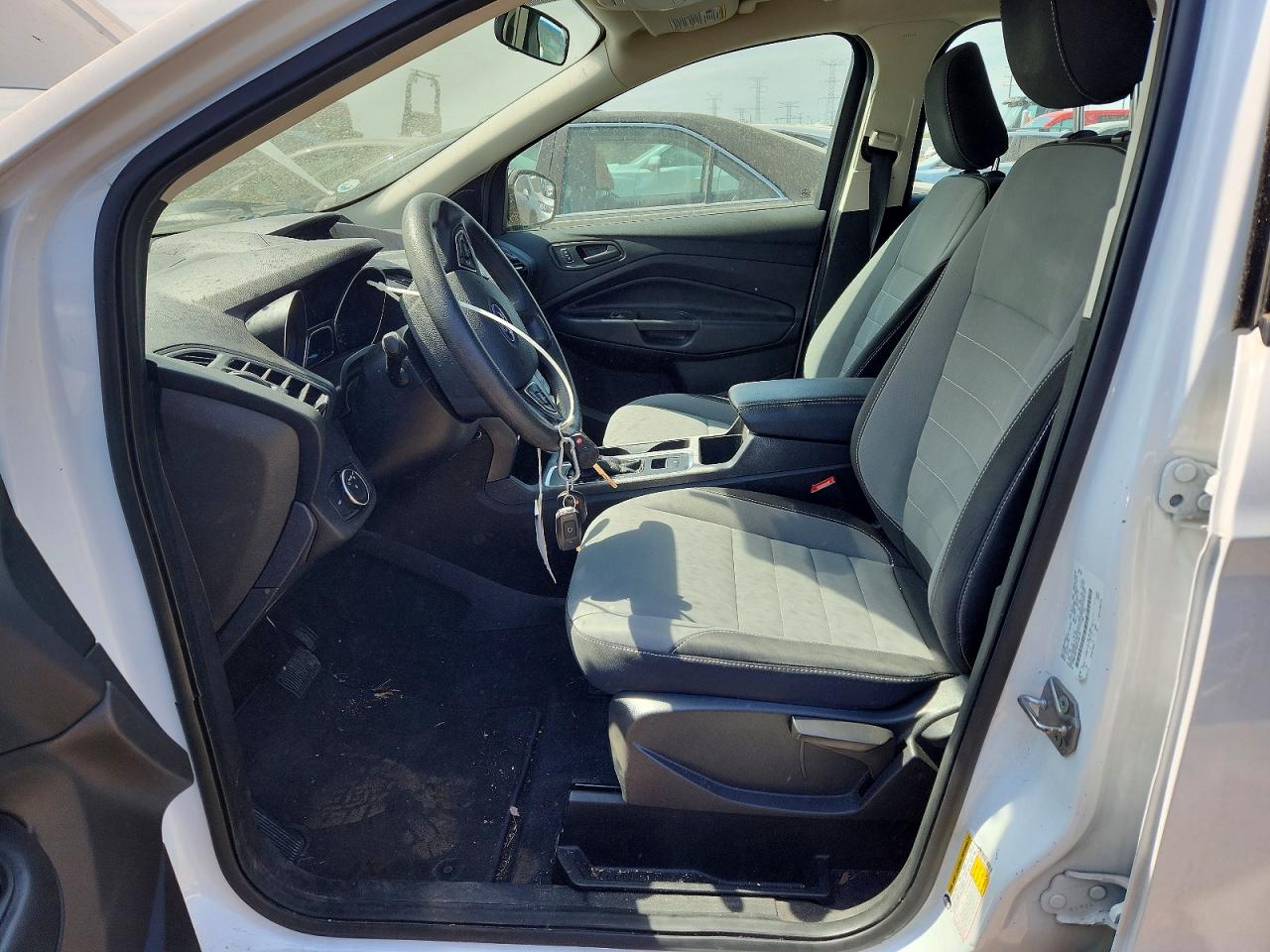 2019 FORD ESCAPE S photo 13