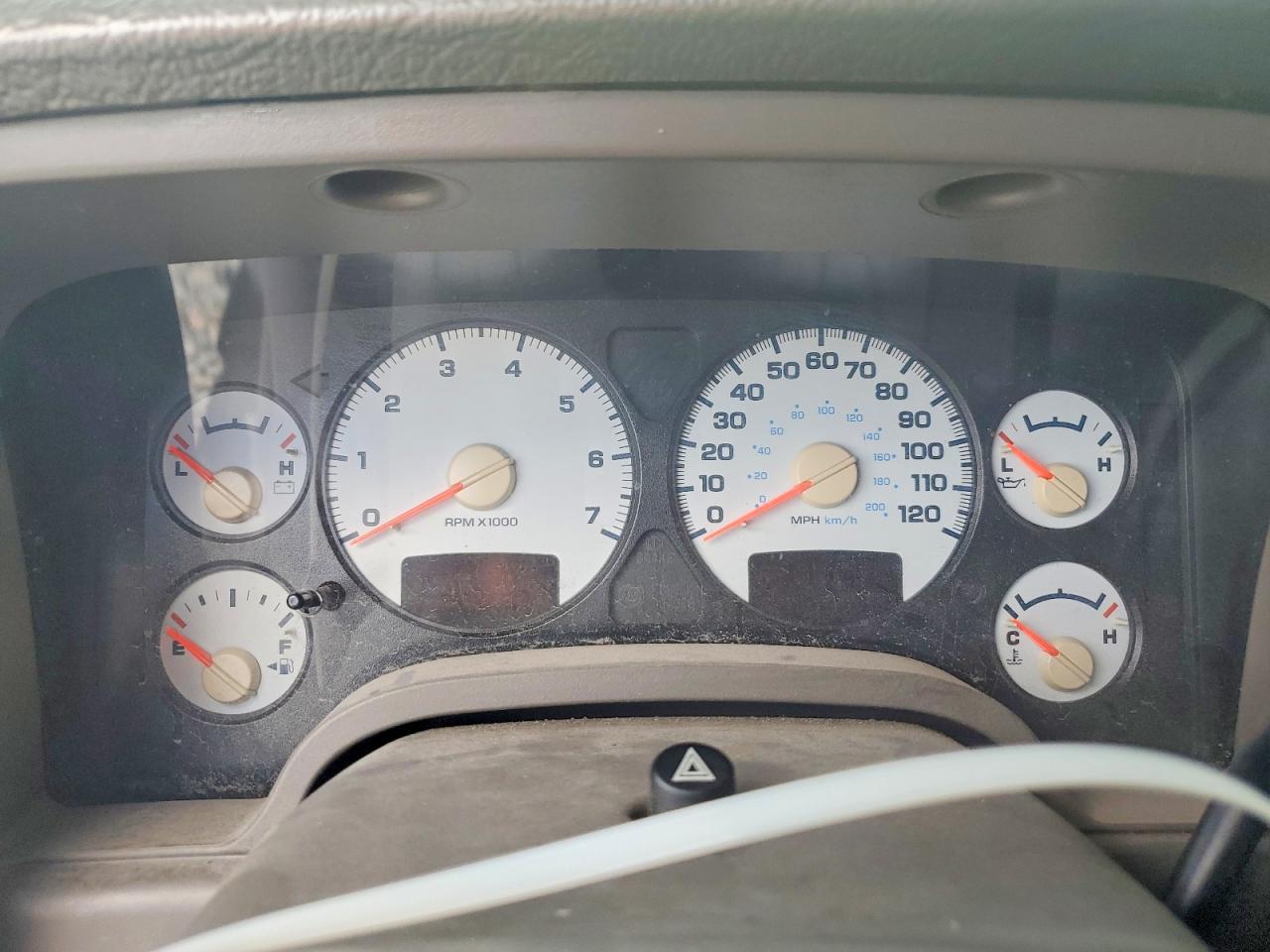 2002 DODGE RAM 1500 photo 25