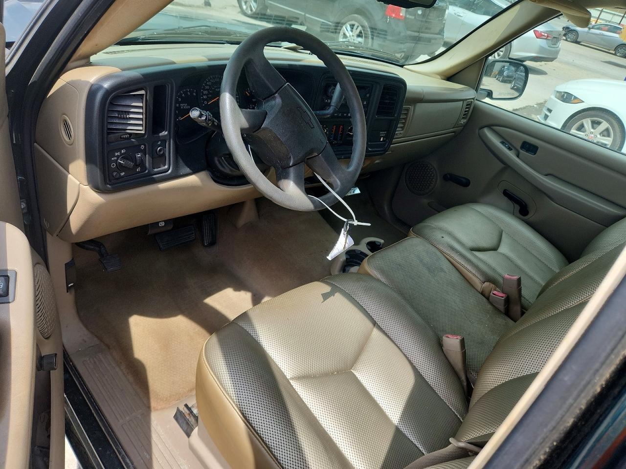 2004 CHEVROLET SILVERADO C1500 photo 8