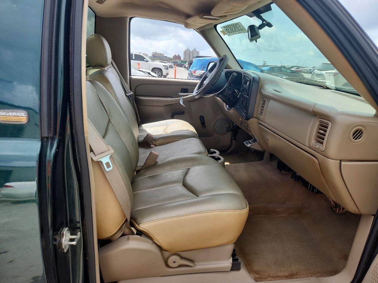 2004 CHEVROLET SILVERADO C1500 photo 10