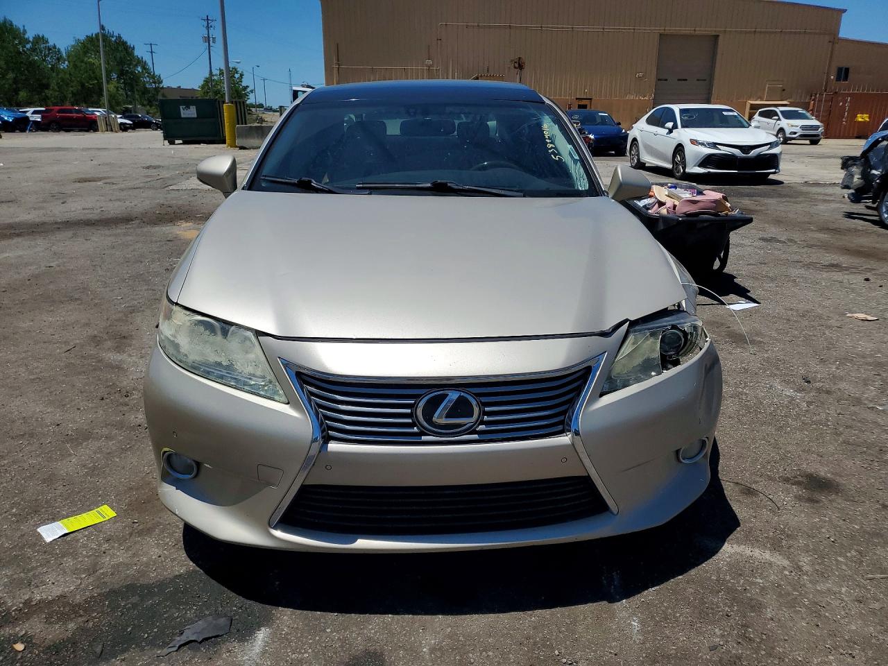 2013 LEXUS ES 350 photo 13