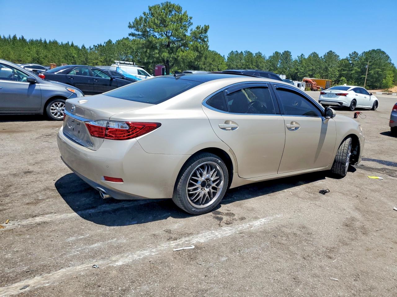2013 LEXUS ES 350 photo 7
