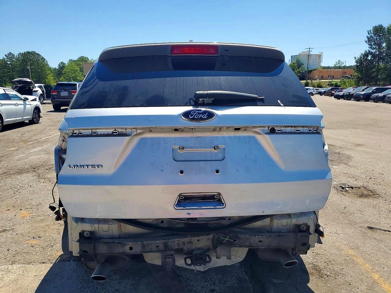 2017 FORD EXPLORER LIMITED photo 11