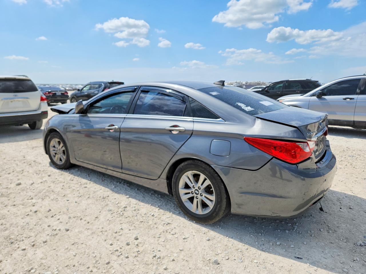 2012 HYUNDAI SONATA GLS photo 3