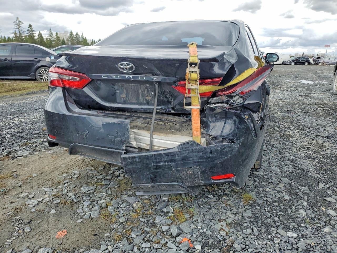 2022 TOYOTA CAMRY SE photo 23