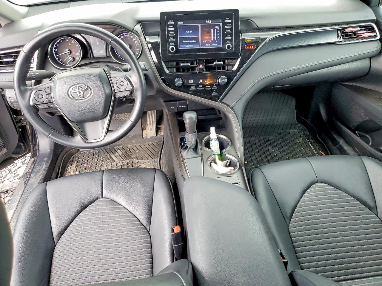 2022 TOYOTA CAMRY SE photo 15
