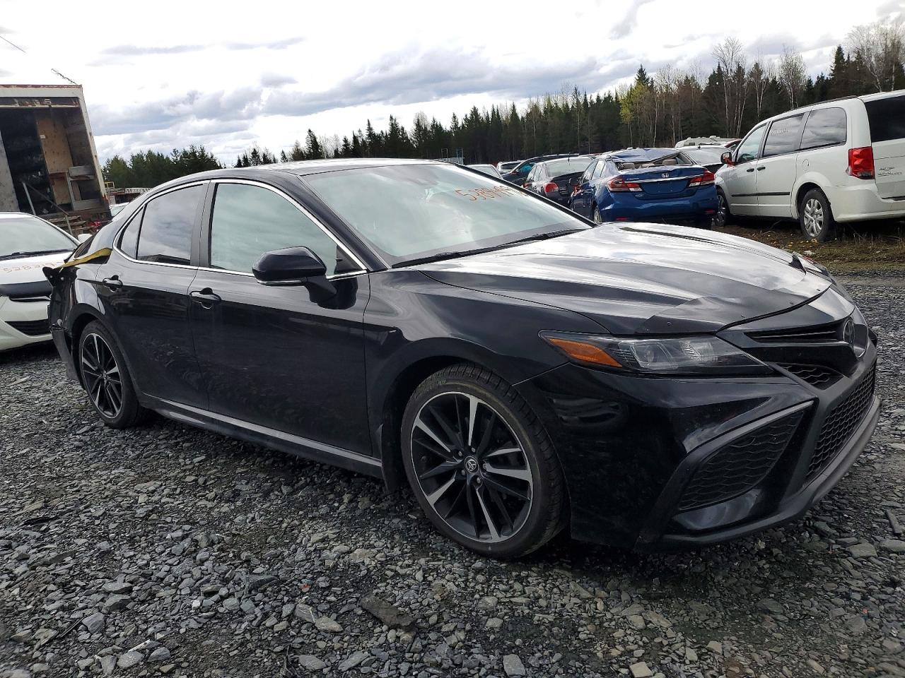 2022 TOYOTA CAMRY SE photo 7