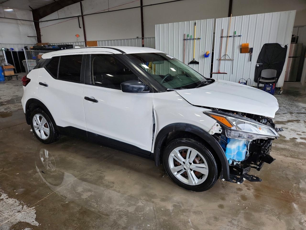 2021 NISSAN KICKS S photo 7