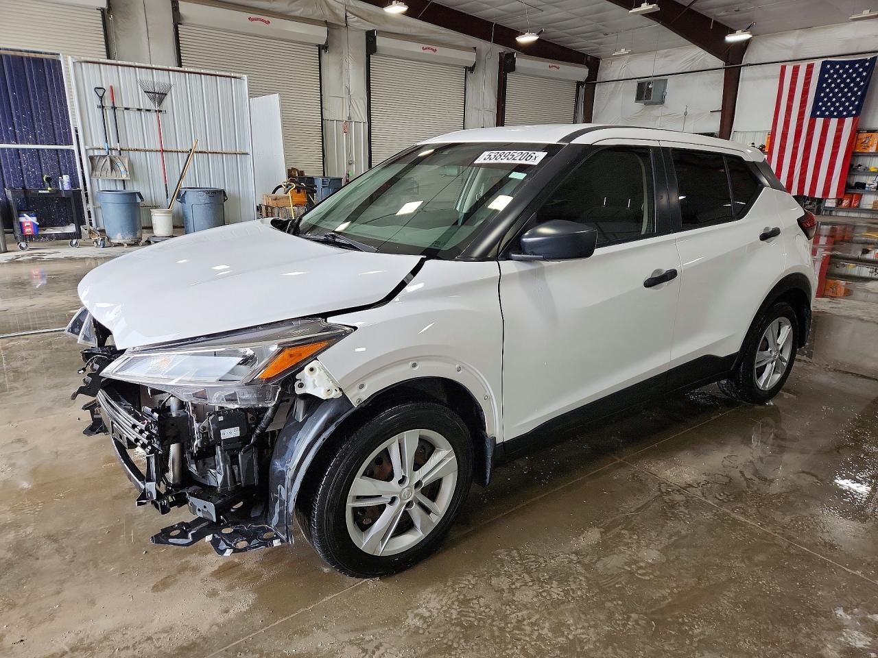 2021 NISSAN KICKS