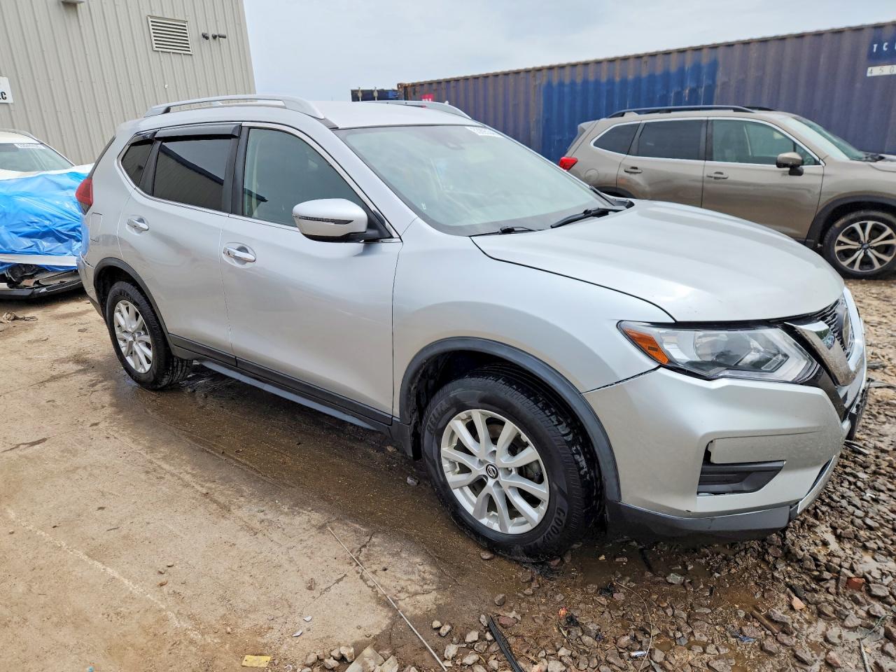 2019 NISSAN ROGUE SV photo 7