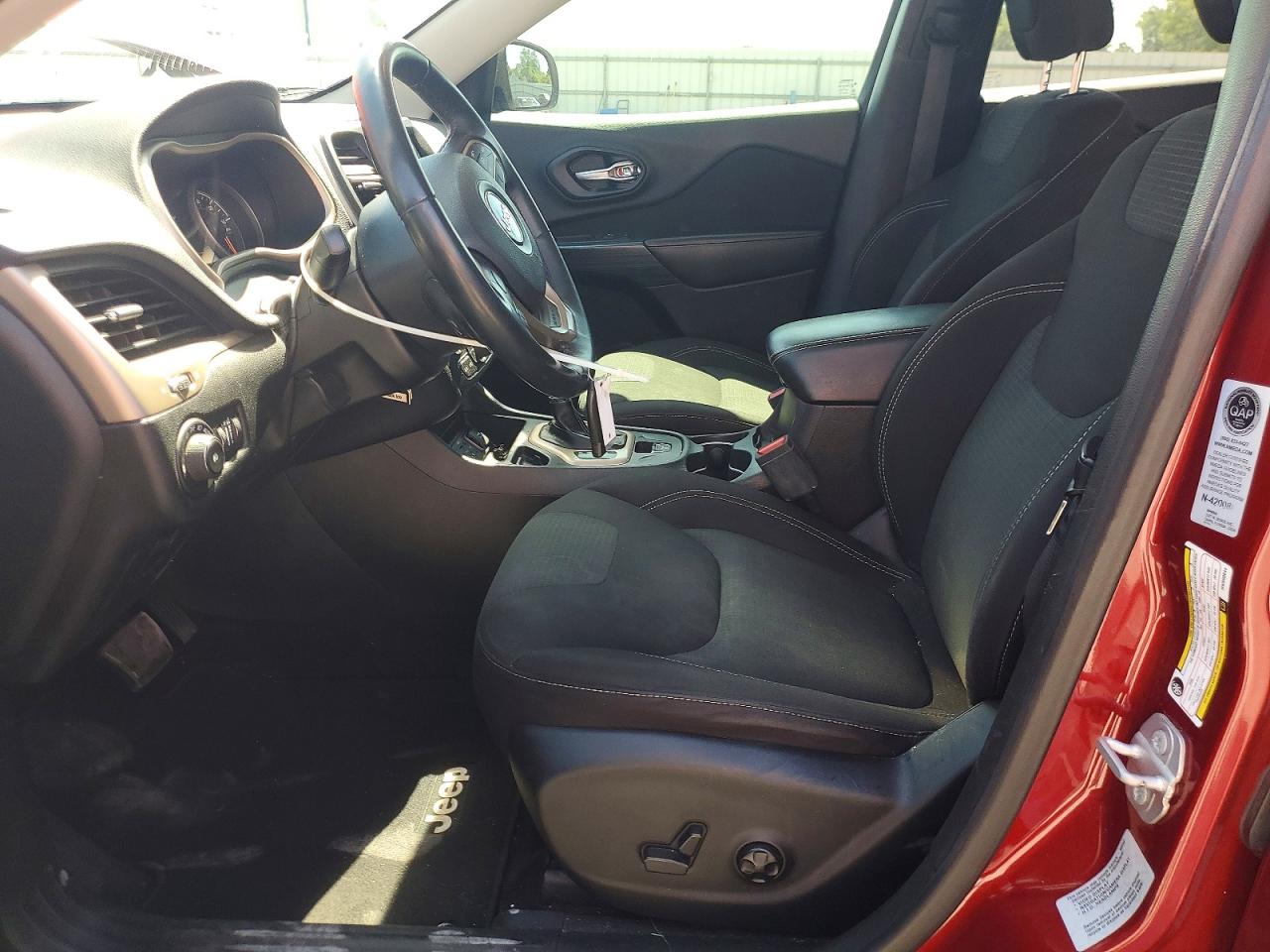 2017 JEEP CHEROKEE LATITUDE photo 19
